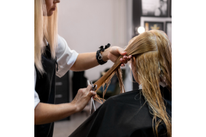 How to Simplify Your Colour Stock and Increase Profit from Every Colour Service in UK Salons
