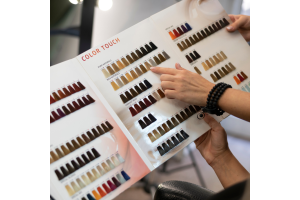 Simplifying Shade Selection: A Guide for Hair Professionals