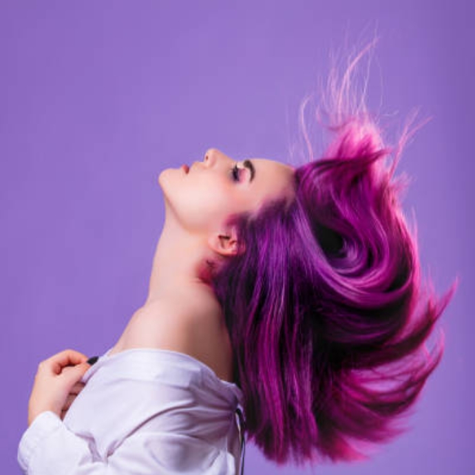 How to Refresh Clients’ Hair Colour Between Permanent Treatments