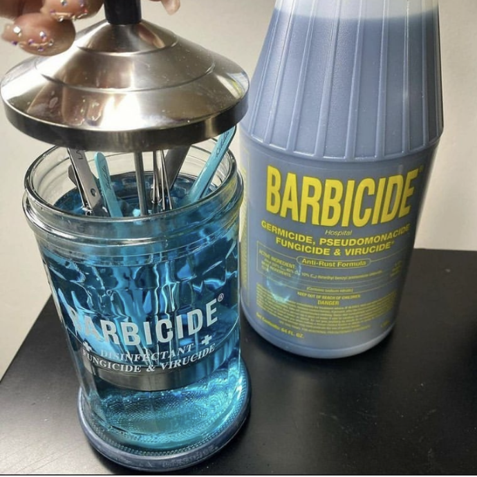 Barbicide jar and solution