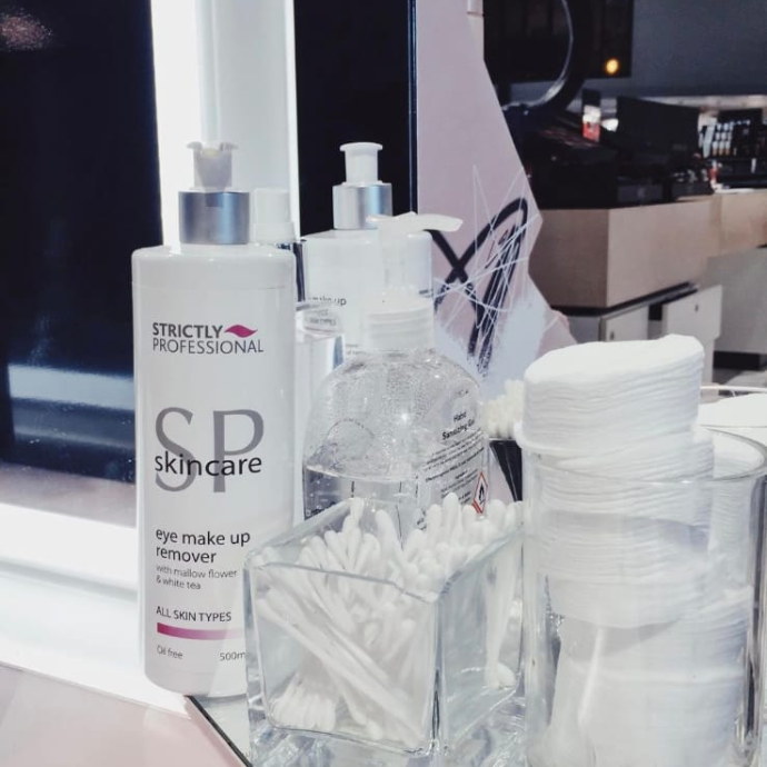 Strictly Professional Eye Make up Remover 